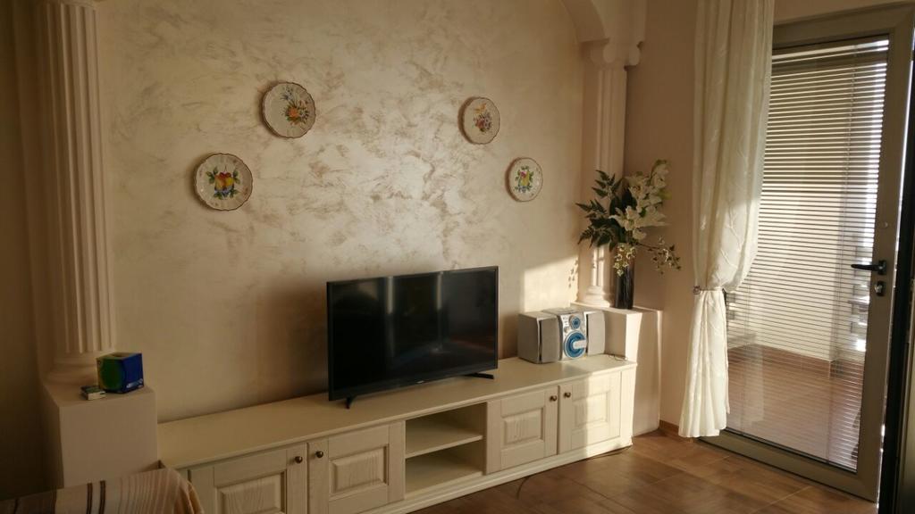 Laura'S Home Дуррес Екстер'єр фото